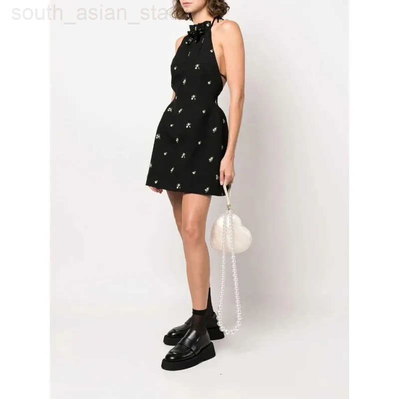 Heart Shaped Evening Bag Female New Acrylic Pearl Fashion Trend Handbag HighGrade Wedding Party Lovely Mini Purse Clutch Z251016