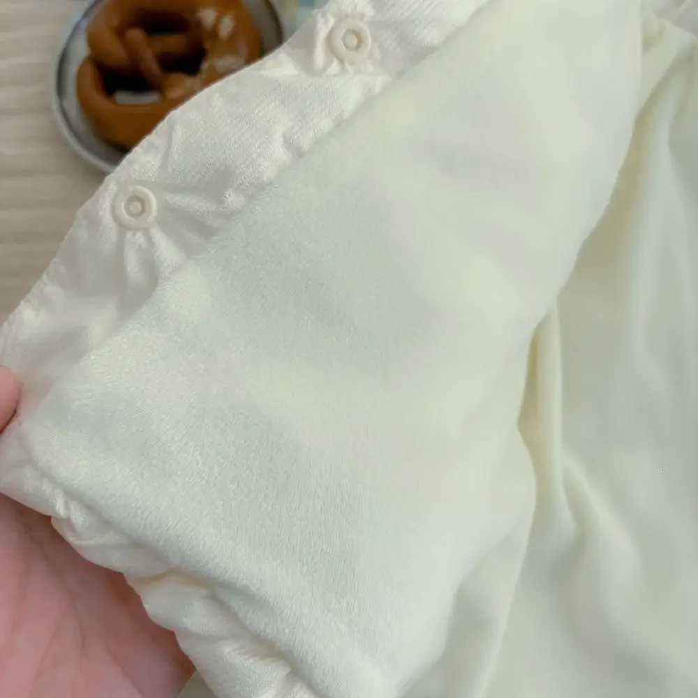 Girls Plus Velvet Winter Clothes 12M5Y Childrens Thickened Cotton Coat Baby Warm Stand Collar Embroidered JacketT251016