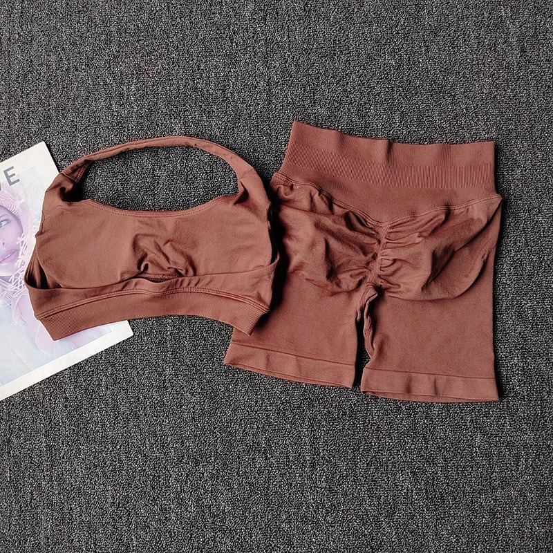 2PCs Peach High Waist Belly Hip Lifting Sports Bras Shorts Suit Gathering Shockproof Neck Halter Yoga Suit Running Fitness Set 251016