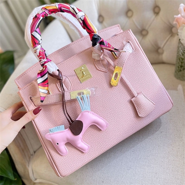 2024 Evening Bags Tote Bag Large Handbag Women Shoulder Shopping Cowhide Grain Genuine Leather Plain Gold Metal Buckle Quality Flap Letter Print78