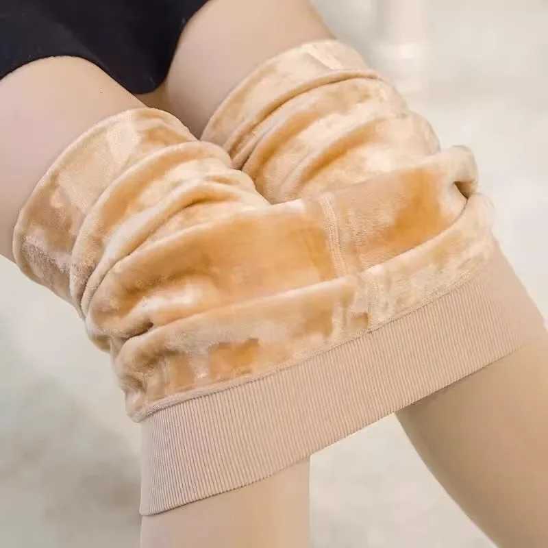 Winter Warm Pantyhose Woman Fleece Warm Thicken Thermal Tights Sexy Stockings Slim Elastic Velvet Pantyhose Female LeggingsT251016