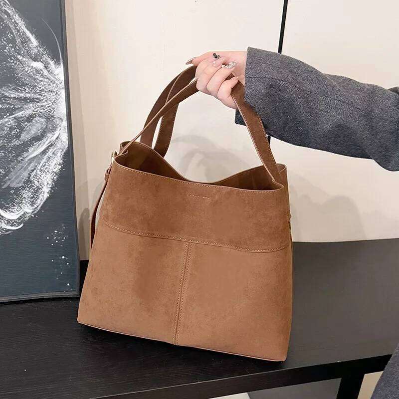 Fashion Faux Suede Bucket High Quality Shoulder Bag Designer Crossbody For Women Pleated Drawstring Bags Handbags Chic Suotong251016 Suotong251016 Suo