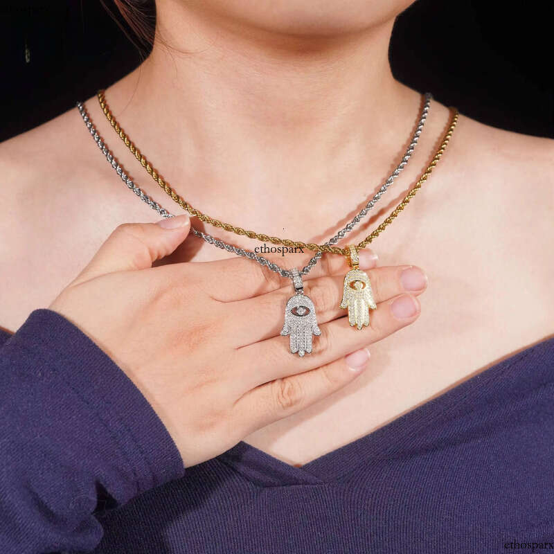 Wholesale Hip Hop Jewelry for Gift Hamsa Hand Custom Iced Out Fashion Sier VVS Moissanite Dia Lucky Pendant