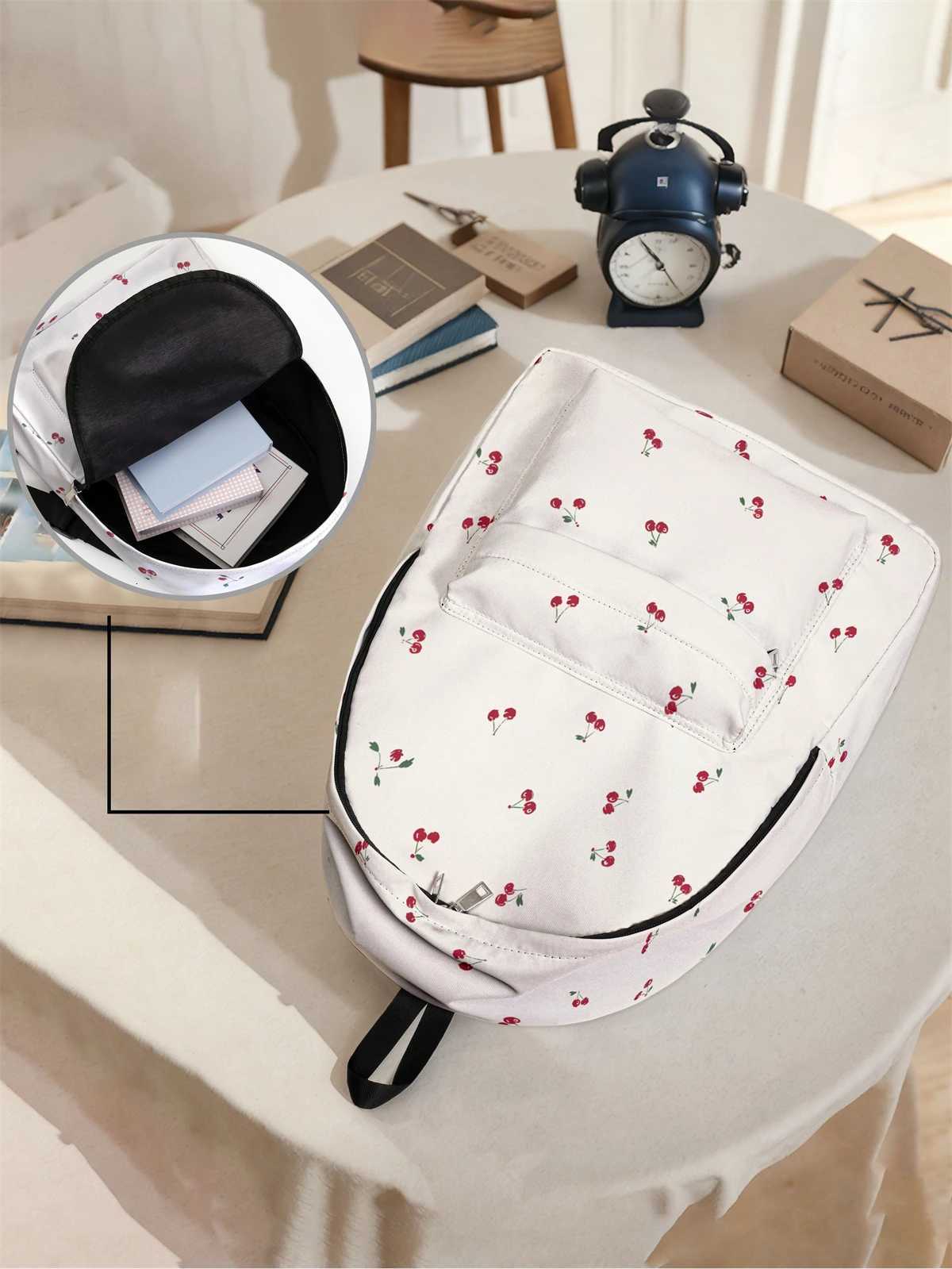 Cherry patterned backpack 2025 new model casual travel backpack lightweight and simple casual travel backpackT251016