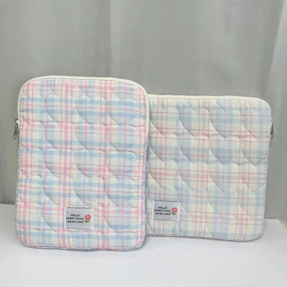 New Cute Laptop Bag Sweet 11 Inch14 Inch15 Inch Notebook Protection Case Love Laptop SleeveW251015