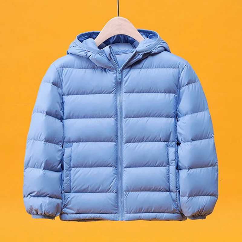 010 Kids Duck Down Jackets 2025 New Ultra Light Hooded Winter Coats for Boys Girls Portable Windproof Puffy Parkas 13T 14TT251016