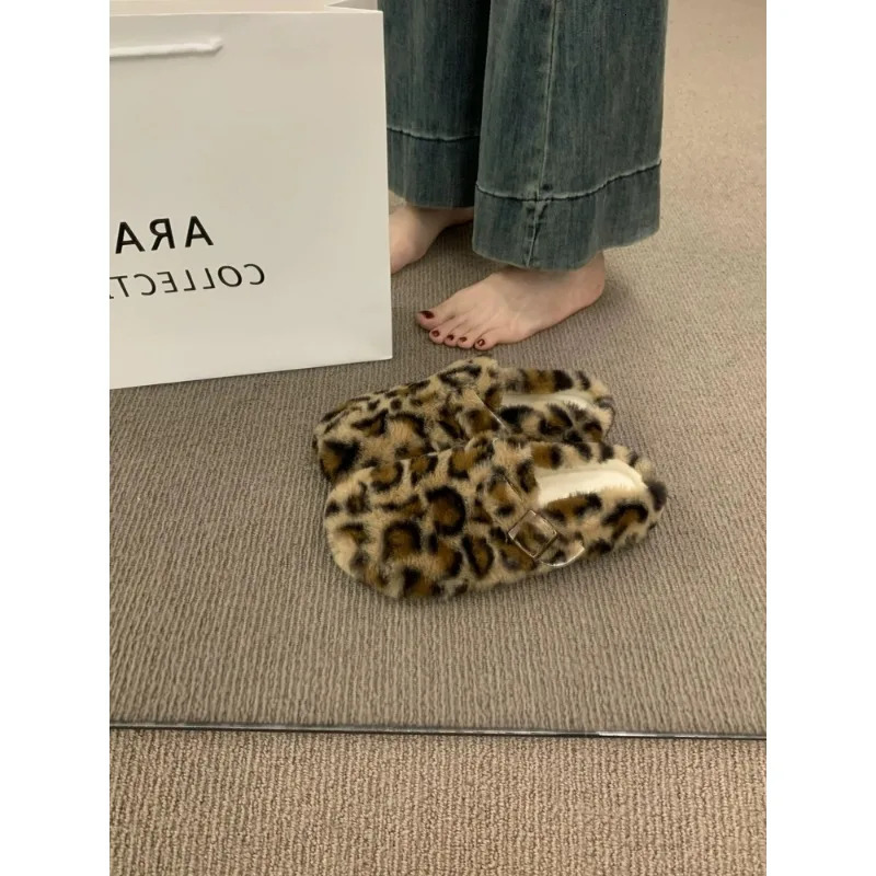 Lambwool Moccasins Femme Winter Cotton Shoes Women Warm Plush Loafers Comfy Curly Sheep Fur Flats Slippers Mules Shoes 251013