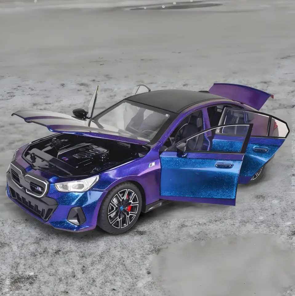 124 BMW I5 M60 Xdrive Power Alloy Metal Diecast Model Car Sound Light Outdoor Collection Hobby Decorative Ornaments Present W251016