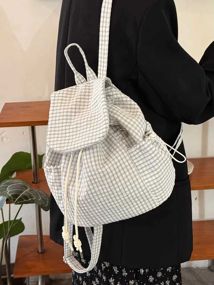 Korean Plaid Drawstring Large Capaci Student Commuter Versatile Nylon Bookbag Lightweight Casual Summer Buet BagT251016