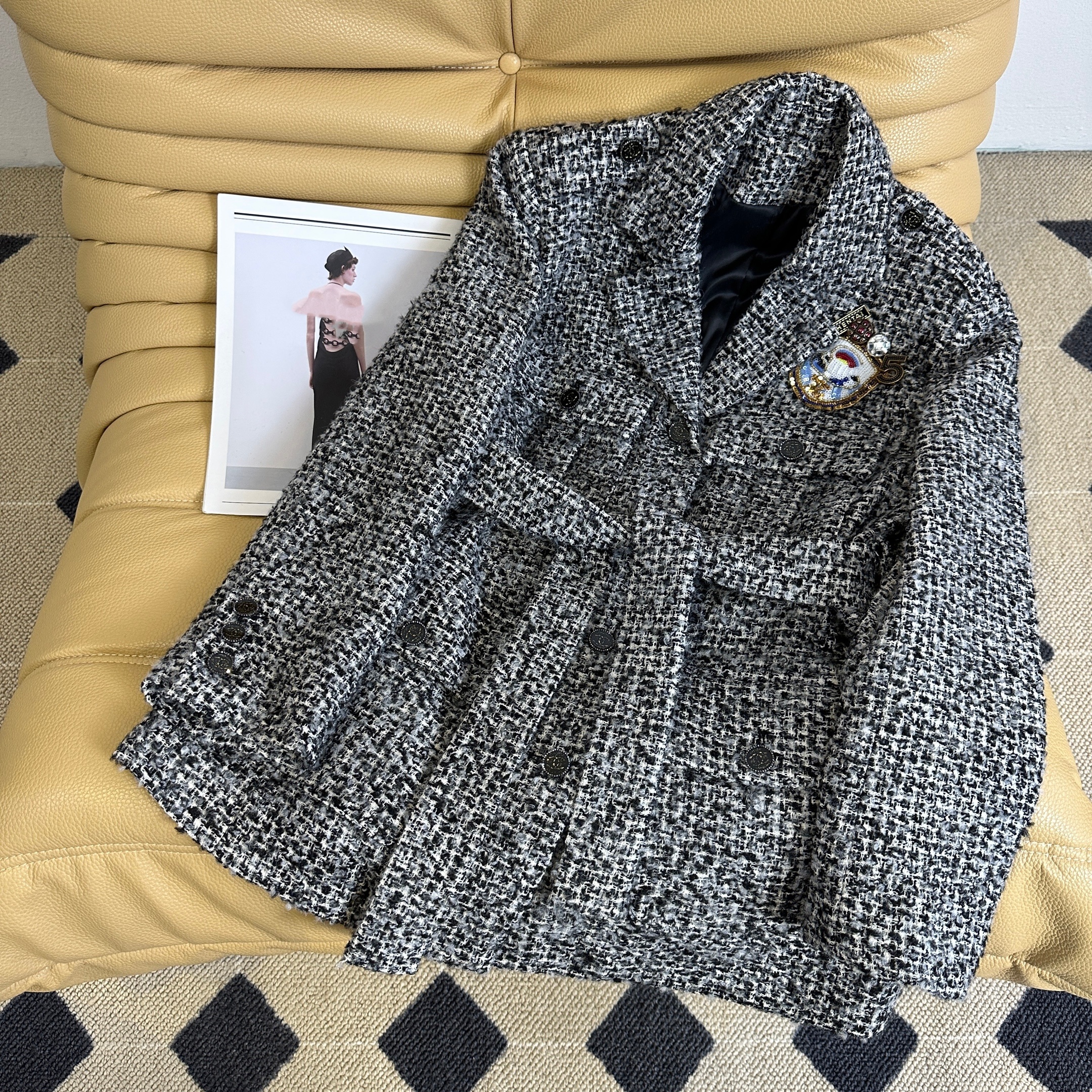 25 autumn/winter new high-end woven gray medium length jacket