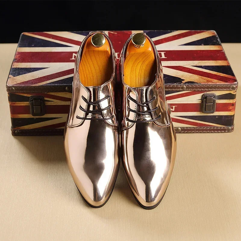 Fashion Trend Patent Leather Men Wedding Shoes Gold Blue Red White Oxfords Shoes Pointed Toe Dress Shoes Big Size 3748 251010