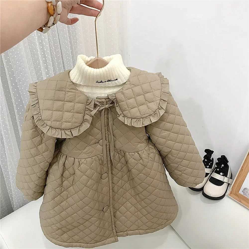 2024 Winter Children Clothing Girls Cotton Coat New Fashionable Winter Korean Style Velvet and Thick Solid Lace Quilted CoatT251016