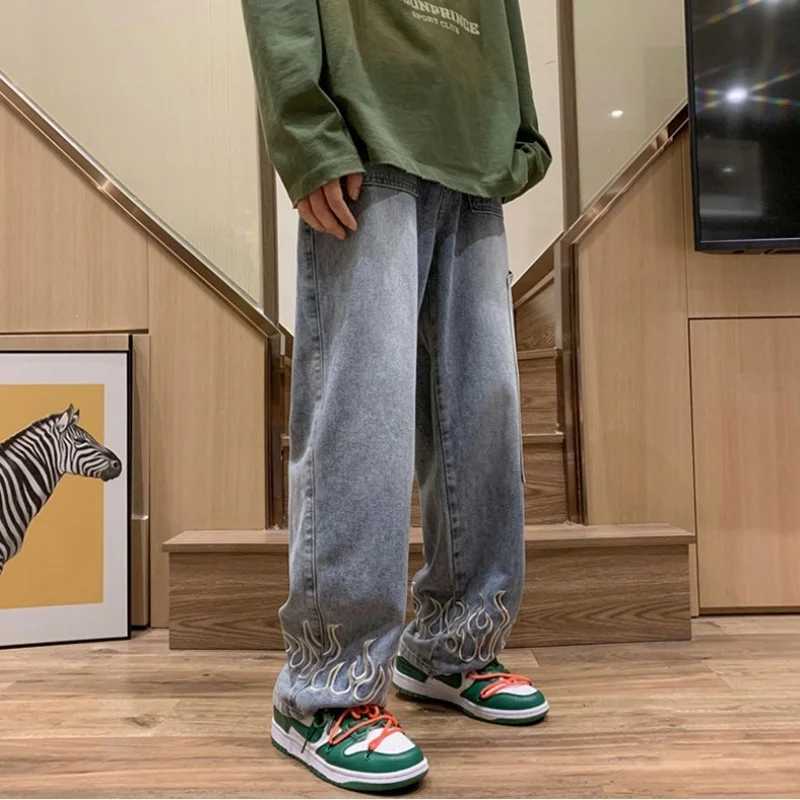 Mens Y2K Flame Pattern Wide Leg Jeans Casual Hip Hop Aesthetic Denim Pants Baggy Straight Leg Relaxed Fit Trousers J251016
