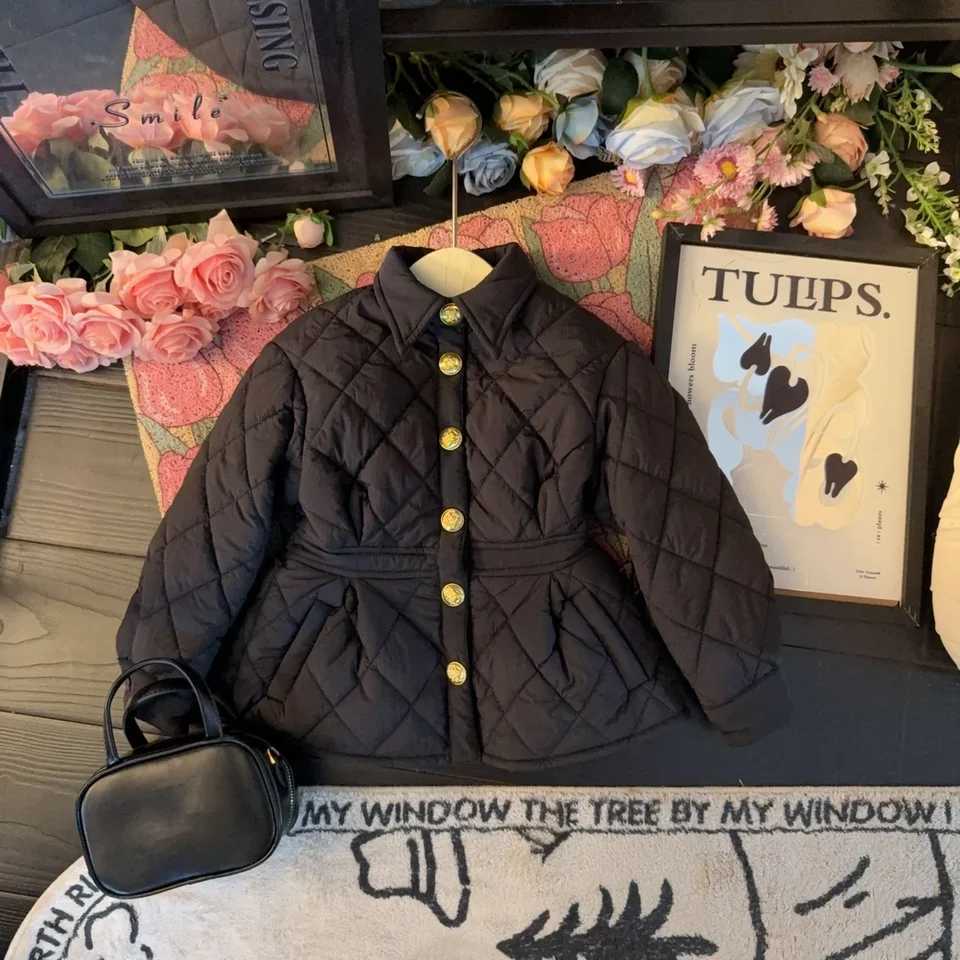 Girls Jacket New Childrens Western style Cotton Jacket with Thick Collar and Velvet for Warm WinterT251016