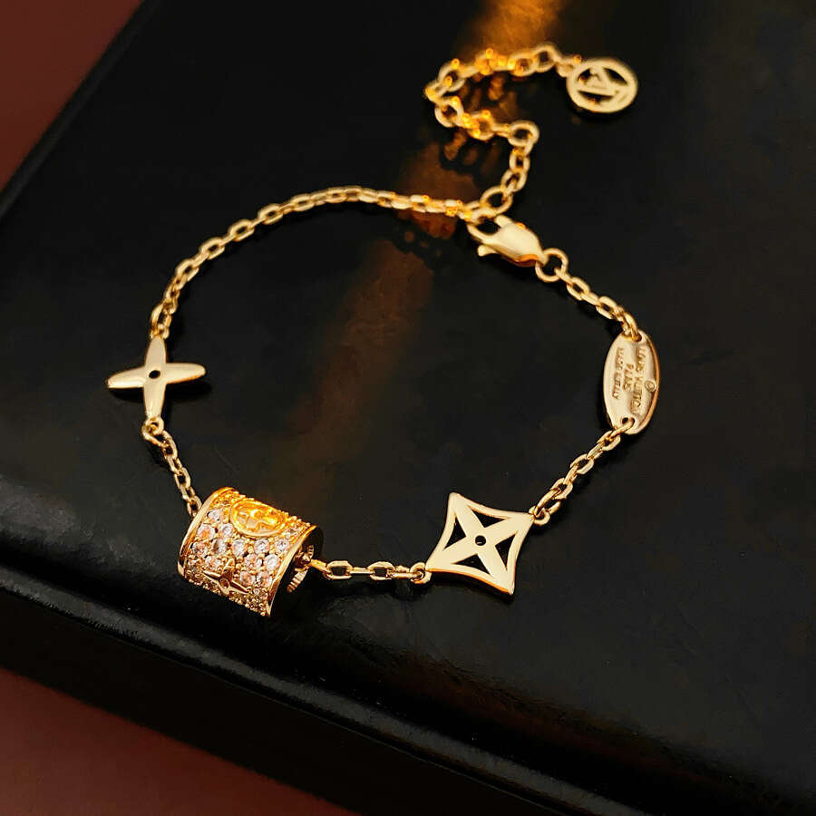 Real Gold Plated Zircon Small Waist Bracelet Fashion Commuting Versatile Exquisite Wristband Light High-end Sense Niche Jewelry ddmypluto