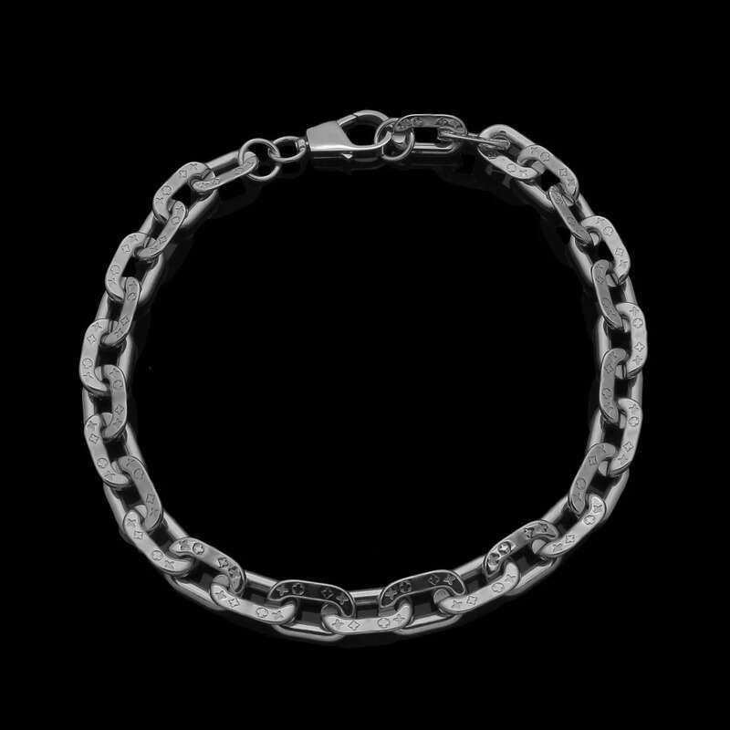 V Letter Mens Designer Titanium Stainless Steel Gold Chains Thick Chain Printed Necklace Jewelry For Womens