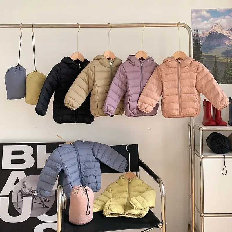 2025 Kids Down Parkas Girls Boys Winter Jacket Childrens Light Hooded Down Coat Solid Color Chidlren Winter Clothes Kids JacketT251016