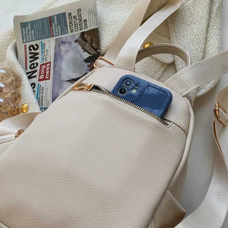 Casual Women Backpack Fashionable Versatile Class Bags for Girl Artistic Travel Small Backpack Cute Backpacks Back To School BagT251016