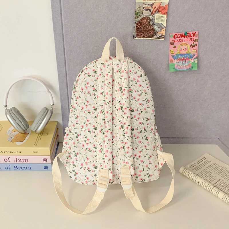Corduroy Small Floral Backpack Casual Travel Backpack Large Capacity Fashion Teenagers Daypack Adjustable Strap for Women GirlsT251016