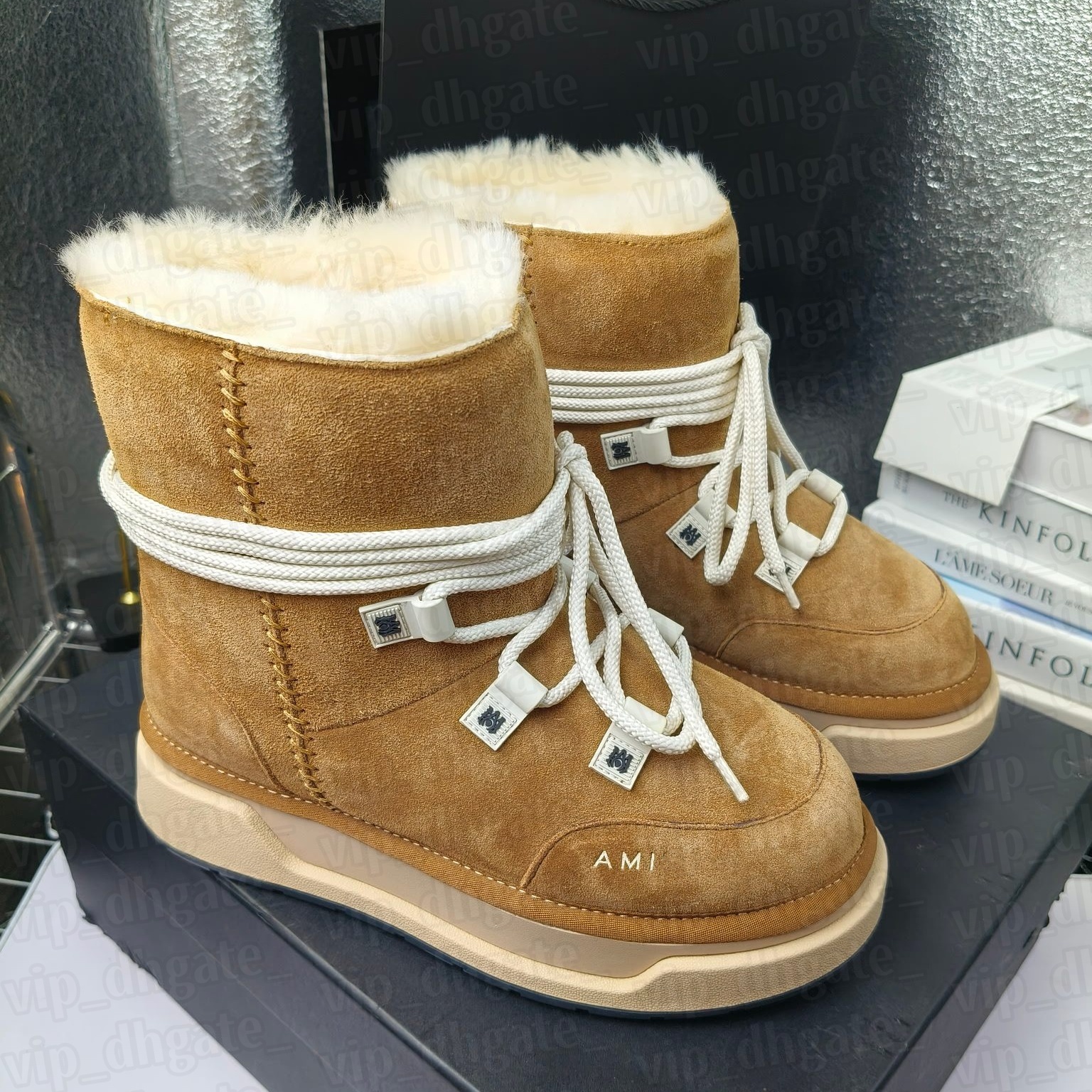 High quality amishoes Snow boot for Womens Suede leather Designer boot Luxury Ankle Fur Plush Mini booties Fashion Winter Furry boot Black Brown Sport outdoor shoe