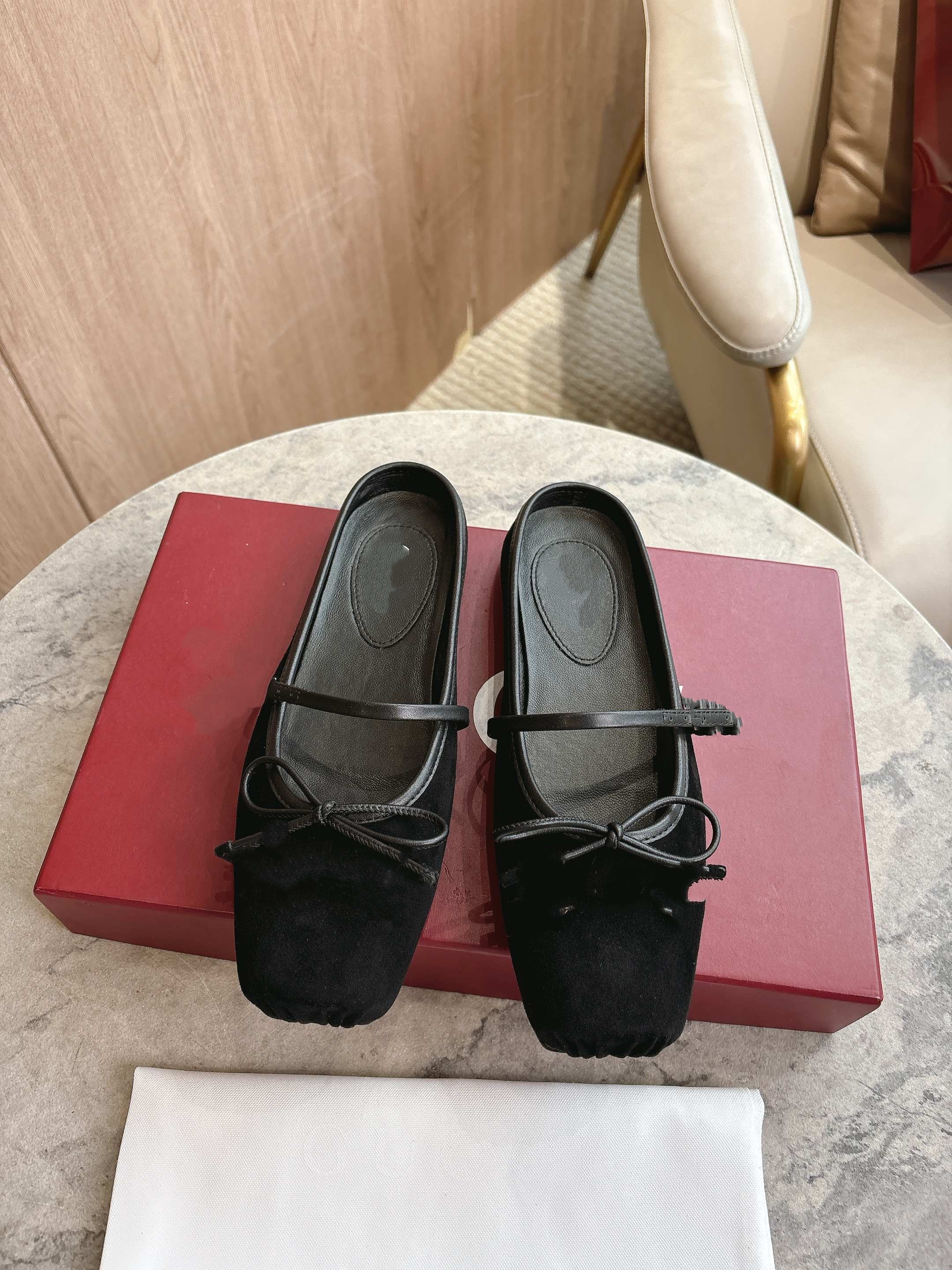 G9202 Sophisticated… - image