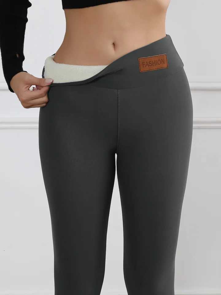 Womens winter Warmest Base Leggings Comfortable Highwaisted Thick And Tight Leggings Pure Color Fashionable Elastic CasuaT251016