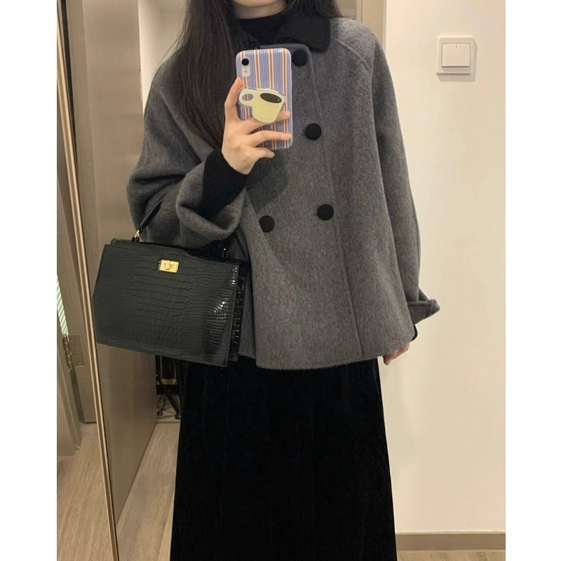 design 2025 Autumn/Winter Luxury New Top Grey Shorthair Coat Women's Designer Jacket Autumn/Winter High end Wool Jacket Feels Petite Size Thicken