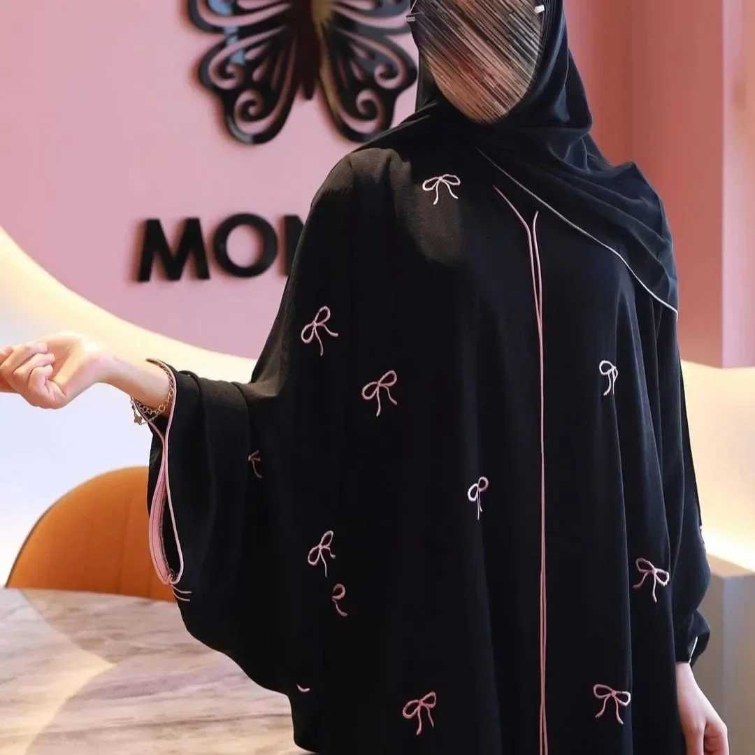 Eid Muslim Women Party Dresses Jalabiya Bow Embroidery Ramadan Morocco Vestidos Dubai Open Abayas Kaftan Islam Cardigan Robe X251016