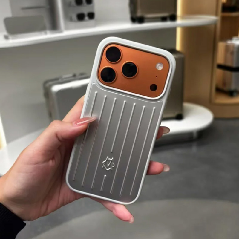 RIM Silver Phone Case Suitcase Designer Black iPhone Case for Apple iPhone 17 Pro Max 16 15 14 13 Polycarbonate Aluminum Alloy MagSafe Cover Coque Funda Titanium 2025