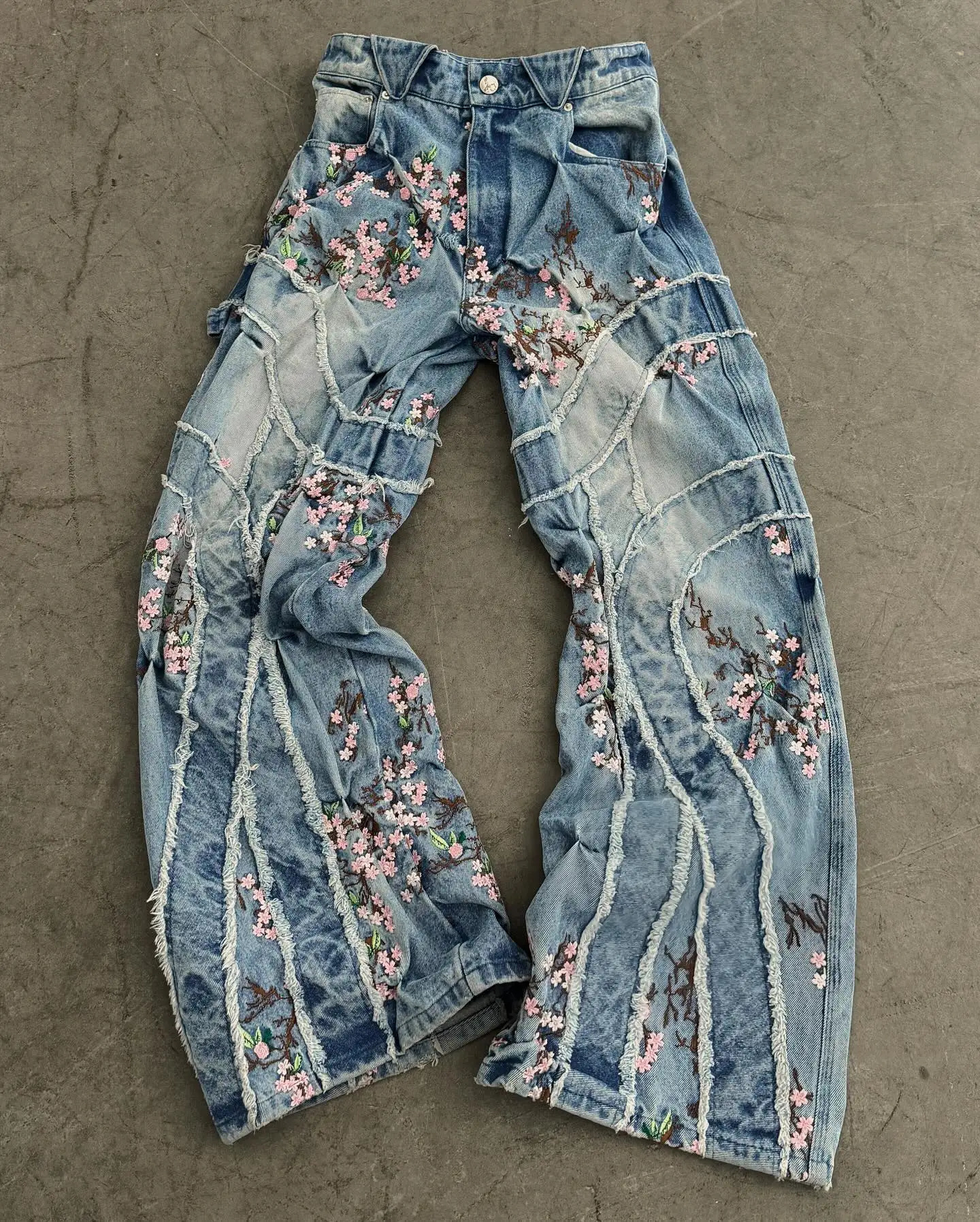 American Vintage Y2K Cherry Blossom Embroidered Jeans Women Men Washed Blue Distressed Baggy Jeans Mid Rise Wide Leg Trousers 251014