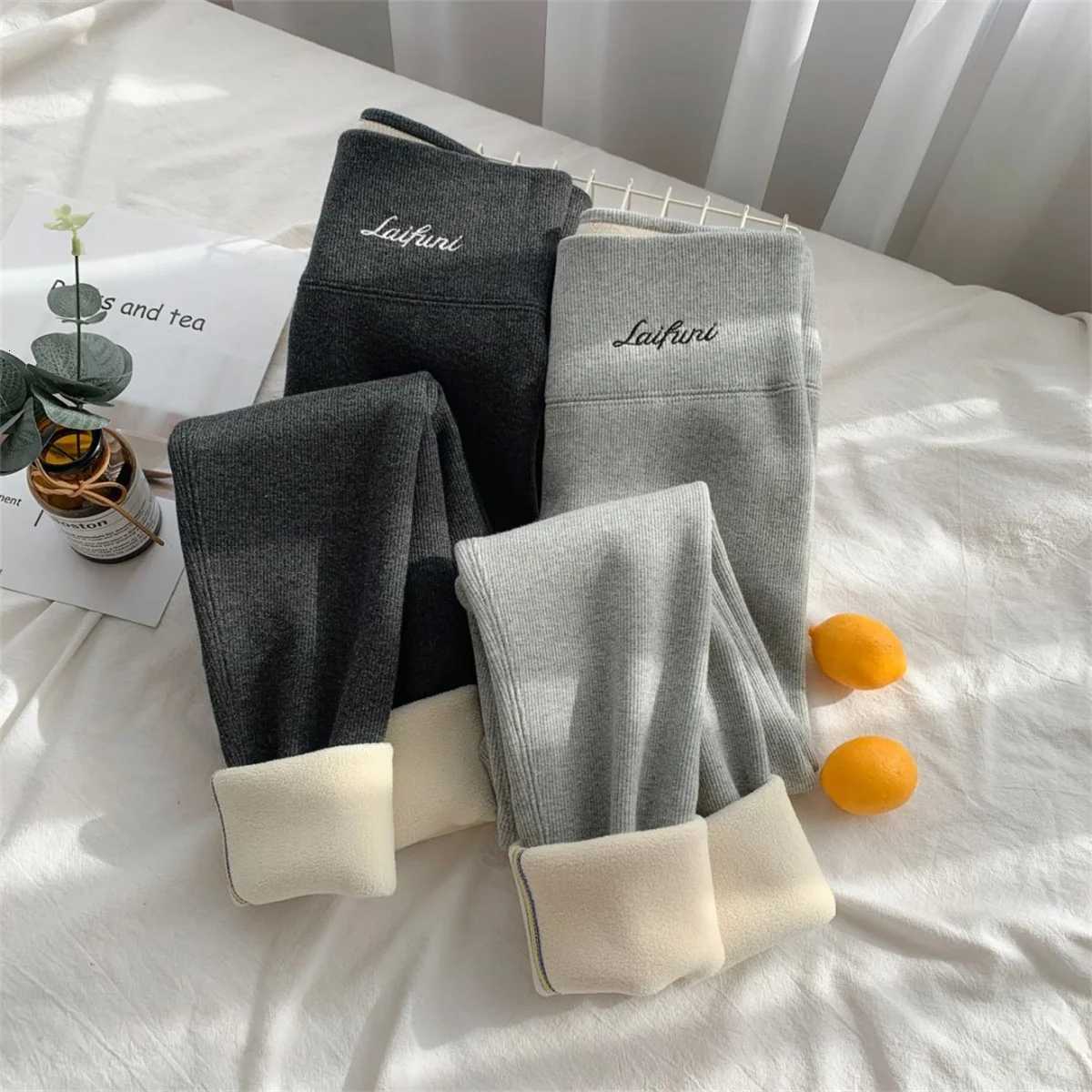 Women Autumn Winter Velvet Leggings Fashion Slim High Waist Solid Pant Female Outfit Warm Thick Legging Casual Chic Yoga ClothesT251016