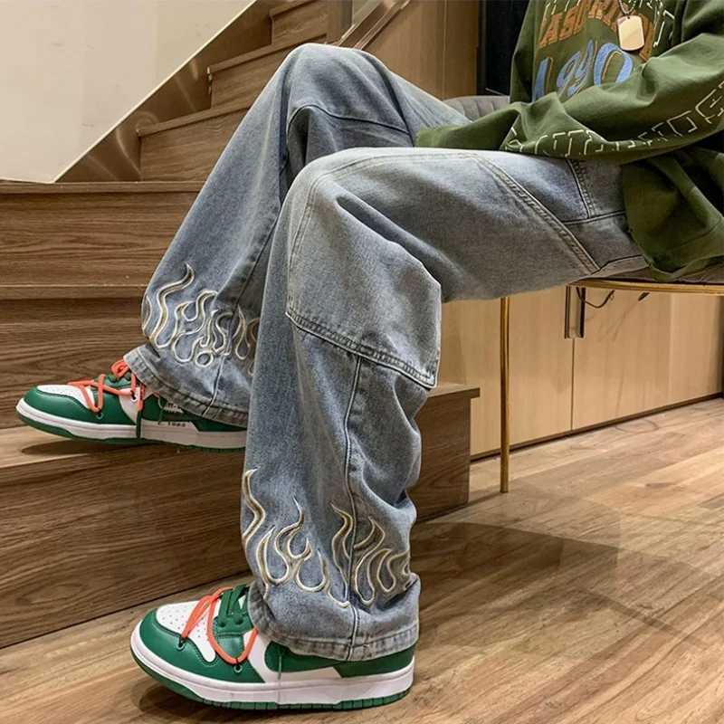 Mens Y2K Flame Pattern Wide Leg Jeans Casual Hip Hop Aesthetic Denim Pants Baggy Straight Leg Relaxed Fit Trousers J251016