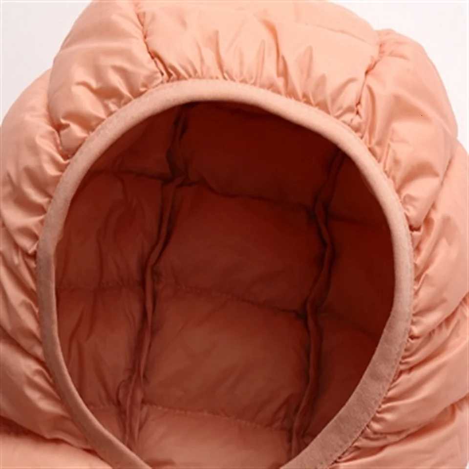 Wholesale of winter mens and womens clothing childrens lightweight down jackets small and mediumsized childrens hooded chT251016