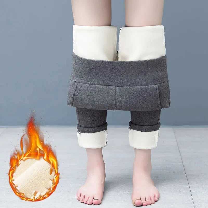 Winter Warm Leggings Women Fleece Thicken Warm Legging Slim High Waist Elastic Wool Pants Solid Thicken Velvet Thermal LeggingsT251016