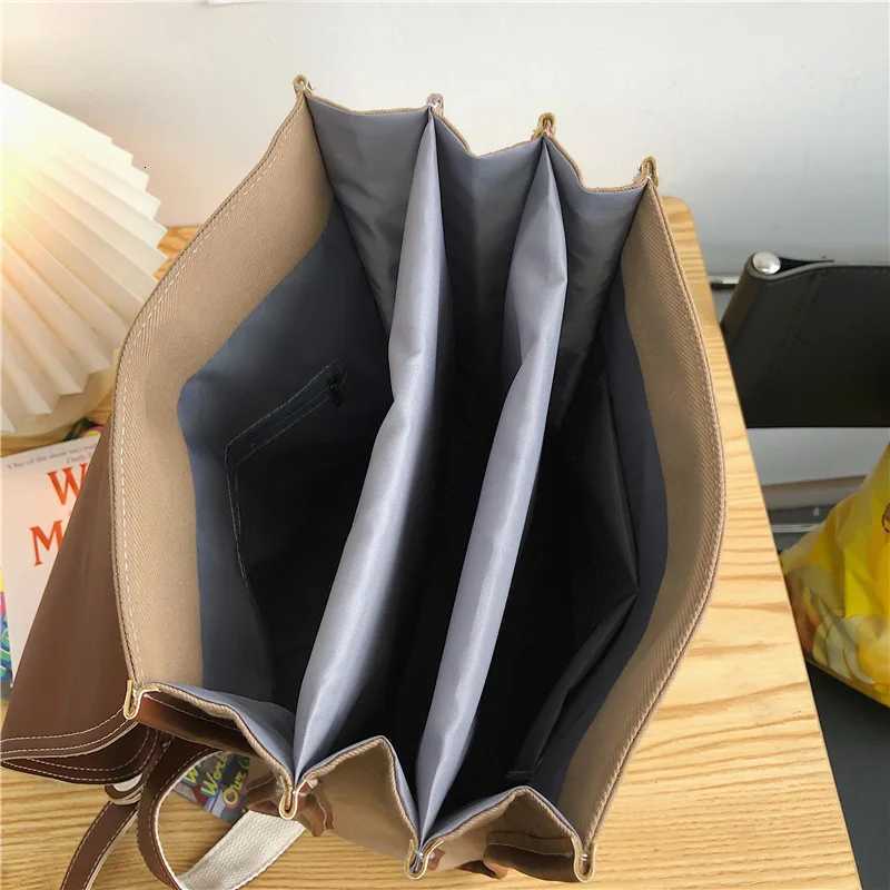 Preppy style women backpack Large Capacity Laptop Bag Casual School Backpacks for Girls patchwork Travel bags for Female totesT251016