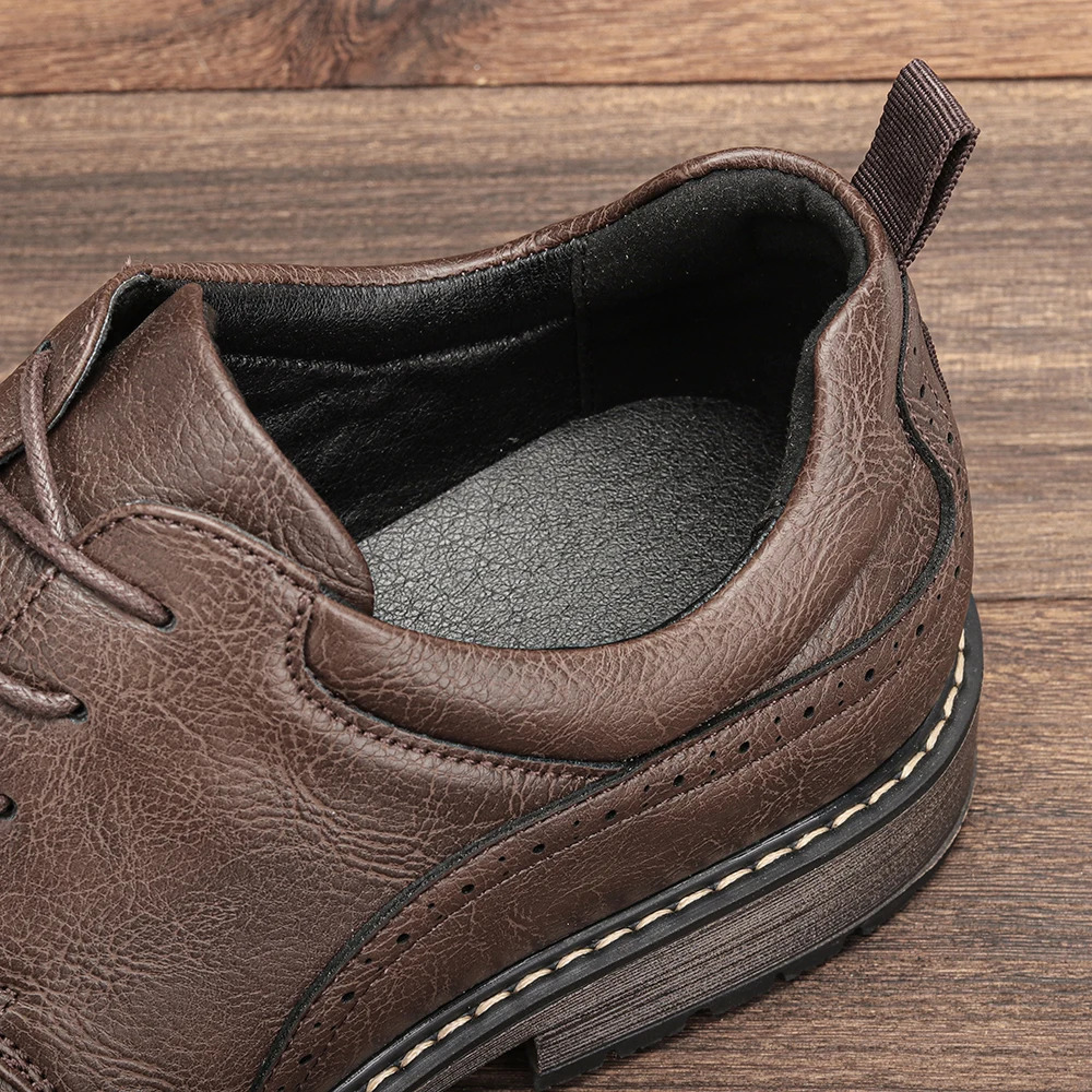 Men Casual Shoes Fashion Comfortable Leather ShoesKD826 251013