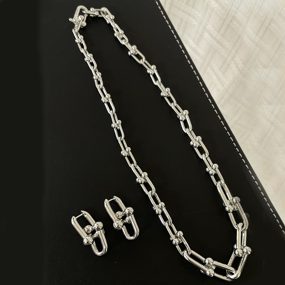 Luxury Jewelry Designers Necklace Geometric Famous Women Earrings Wedding perty Jewerlry Circular Diamond