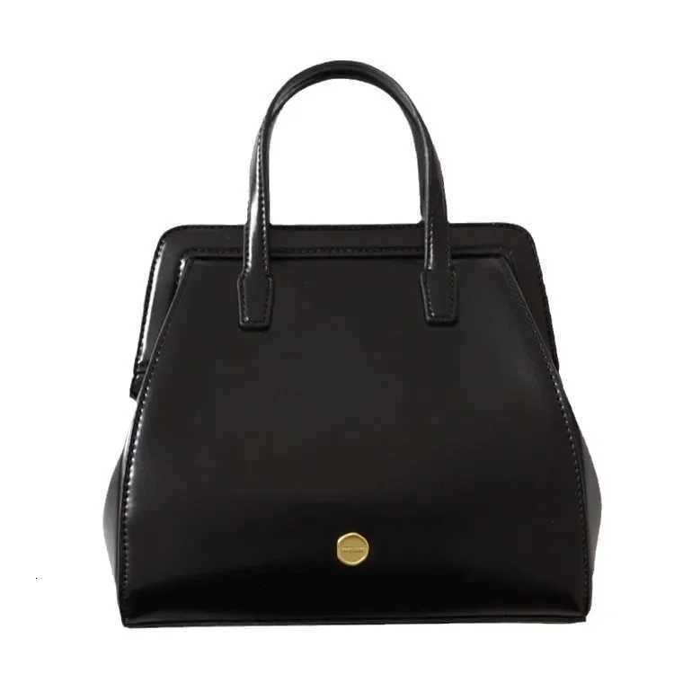 korea autumn new ins womens bag retro clip backpack niche retro black backpack tide handbag backpack women bags for studentsT251016