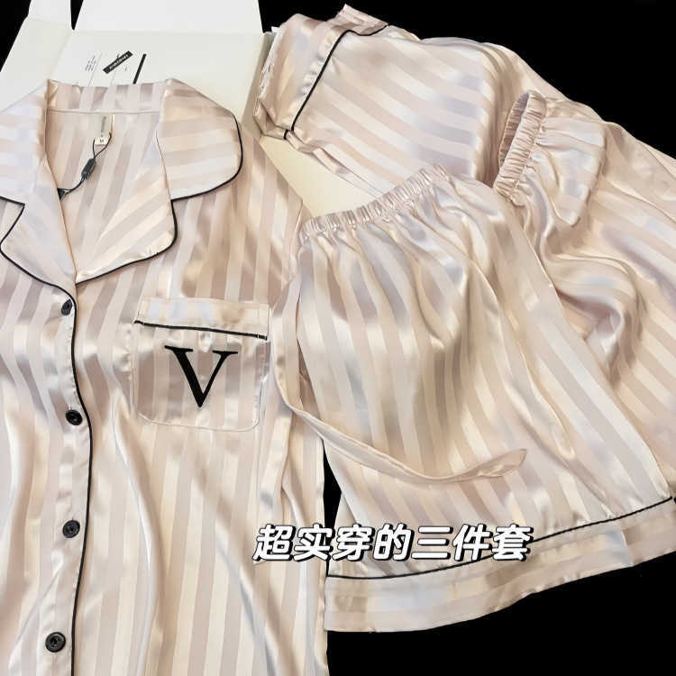 Fashionable home wear Striped Ice Silk Pajamas Highend Feel Wearable Luxury Threepiece Set Short Sleeve Womens Summer Homewear Y251016