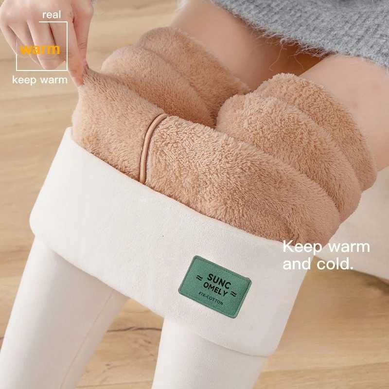 Plus Size Fleece Lined Leggings Women High Waisted Tights for Cold Winter Thermal Outdoor Wear Thick Ribbed Fashion LeggingsT251016