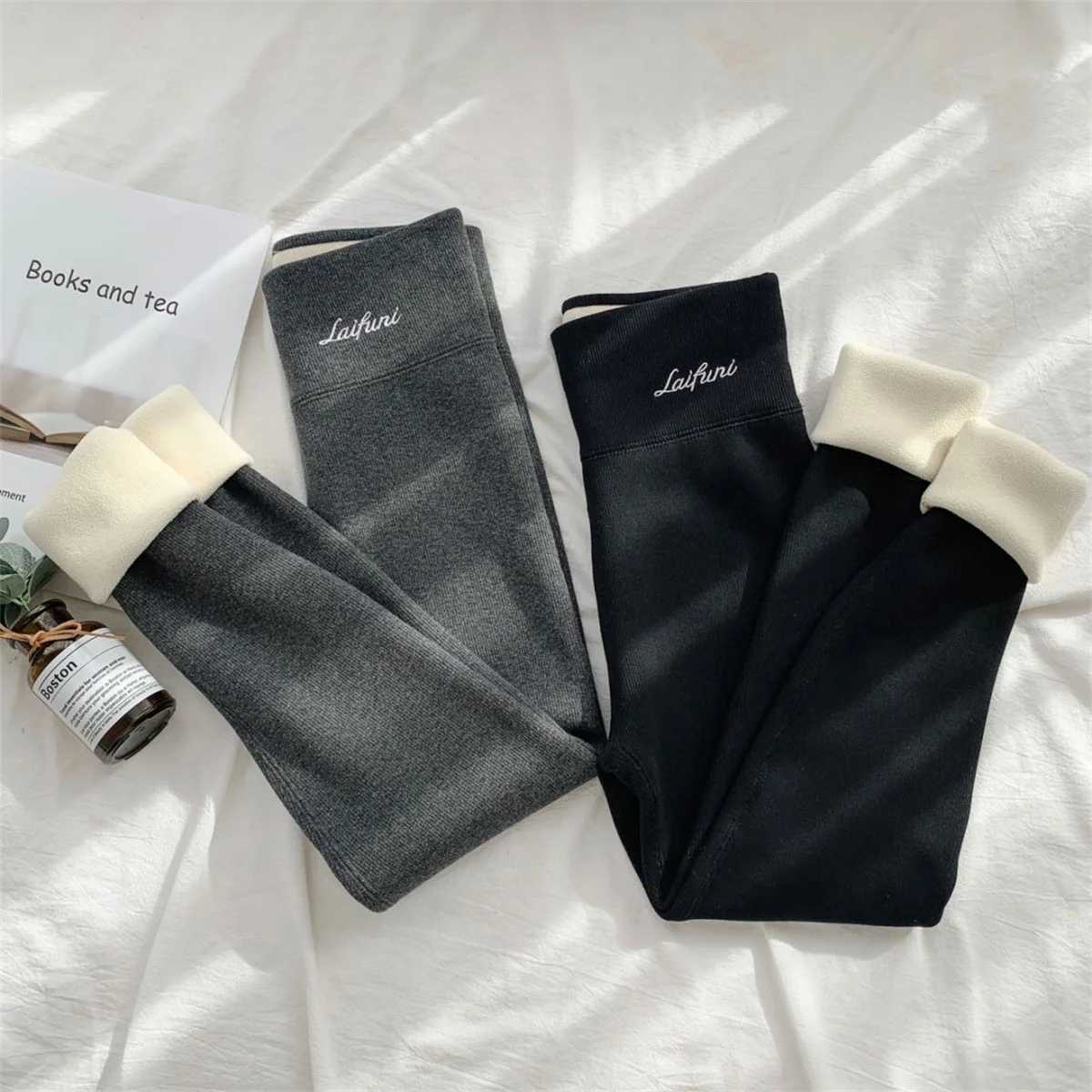 Women Autumn Winter Velvet Leggings Fashion Slim High Waist Solid Pant Female Outfit Warm Thick Legging Casual Chic Yoga ClothesT251016