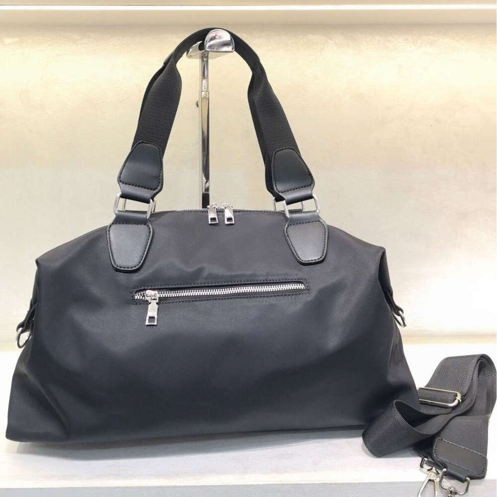 Same Style Travel Large Capacity Women's Sports Fitness Luggage Swimming Yoga Shoulder Bag B5