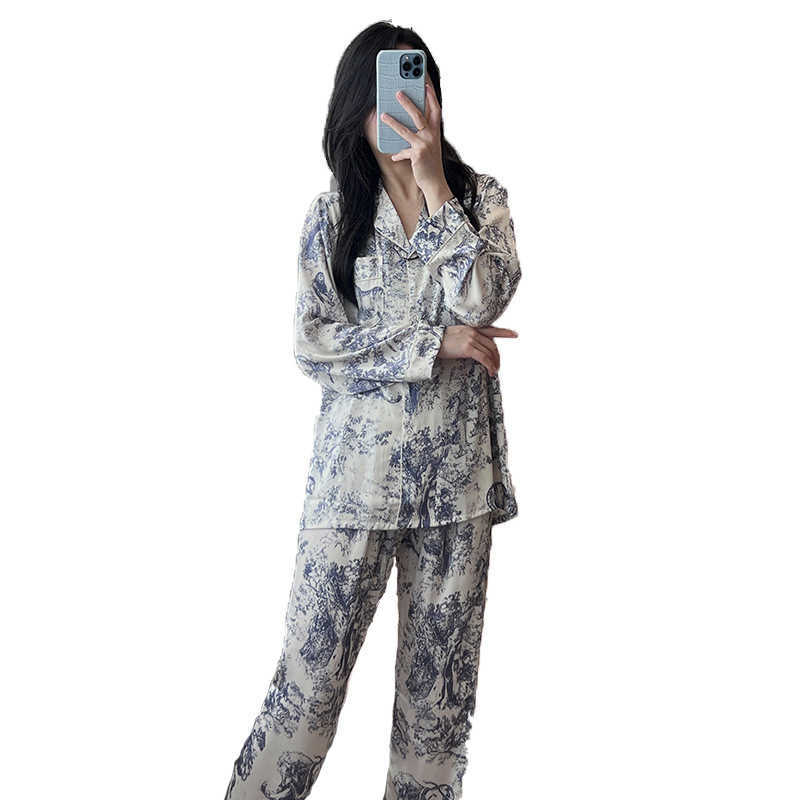 Luxurious home clothing 2025 New Light Luxury Ink Print Ice Silk Pajamas for Women Simple Small TurnDown Collar Long Sleeve Long Pants Homewear Set ab