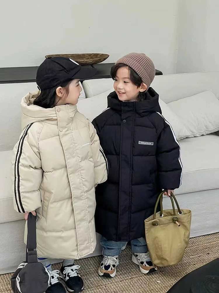 Childrens cottonpadded jacketNew winter coat boys cottonpadded jacket girls wear mediumlength thick down jacketT251016