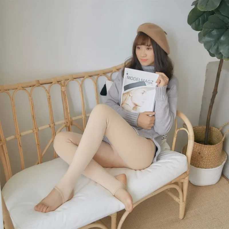 Extra Thick Autumn and Winter Skin Tone with Fleece Slimming Womens Pantyhose Layered and Thickened Warm LeggingsT251016