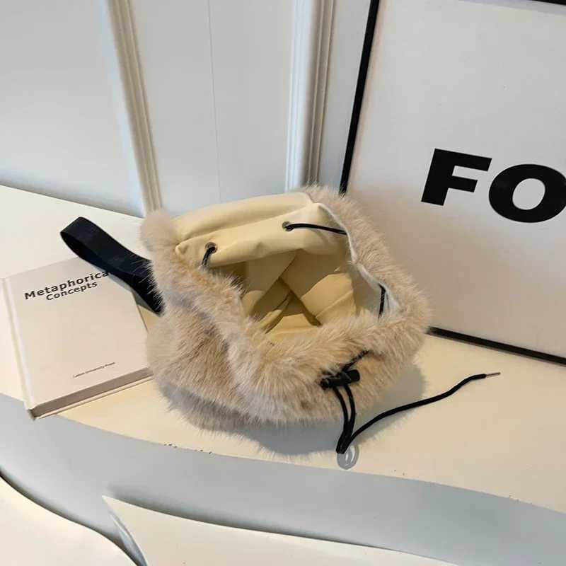 Women Faux Fox Fur Backpack Large Capacity Shoulder Bag Student Casual Drawstring Magnetic Flap Fashion Travel School HandbagT251016