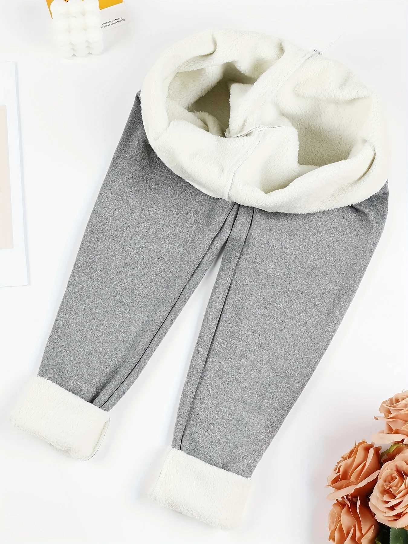 Winter Women Velvet Leggings Fleece Lined Velvet Keep Warm High Waist Pants Women Solid Comfortable Thermal LeggingsT251016