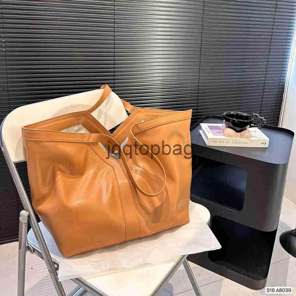 Designer Bags Y Saint Versatile Elegant Large Capacity Tote Bag High-end Shoulder Bag Crossbody Bag