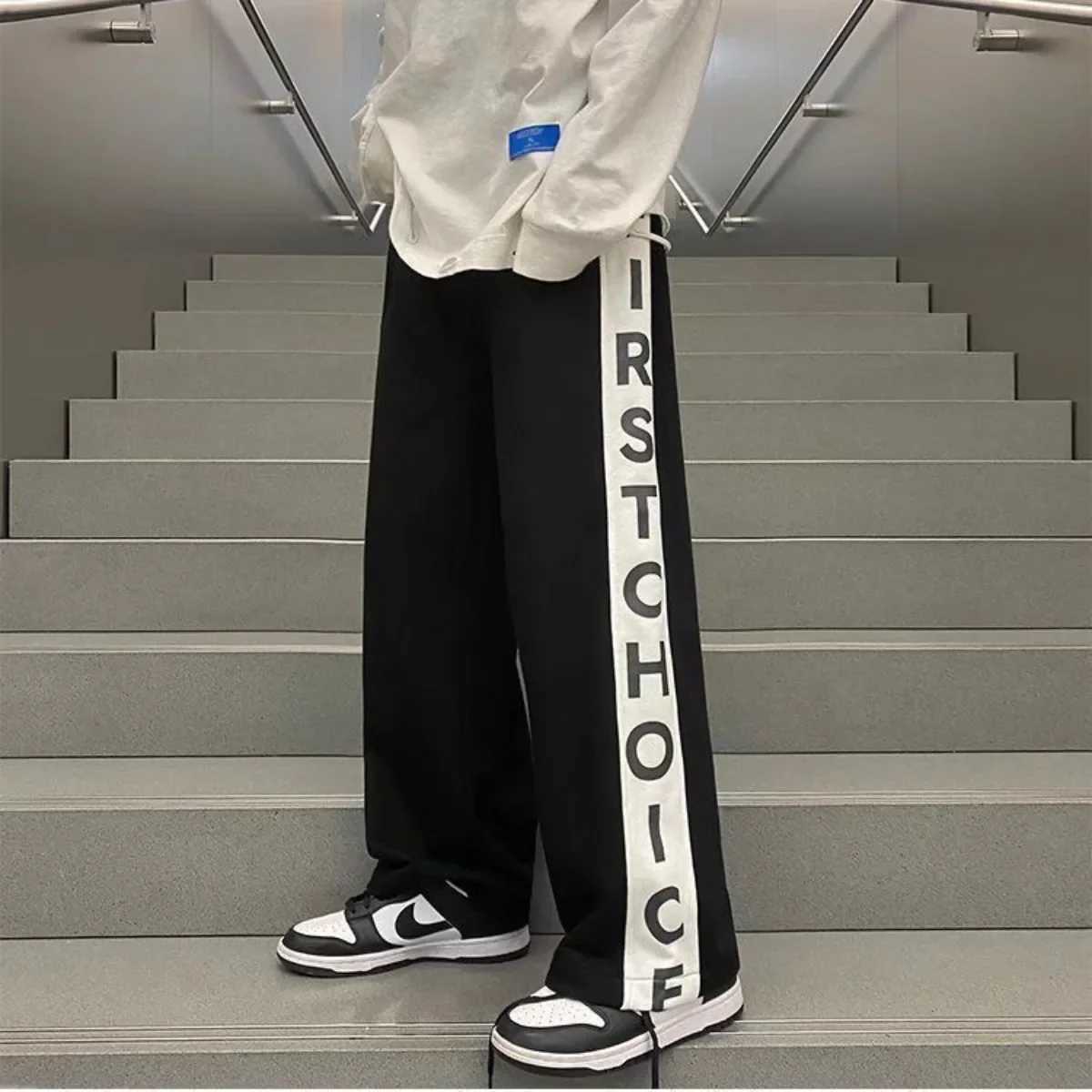 Summer New Multi Pocket Workwear Pants Mens Casual Black Drawstring Sports Pants Letter Pants Mens Trendy Streetwear J251203