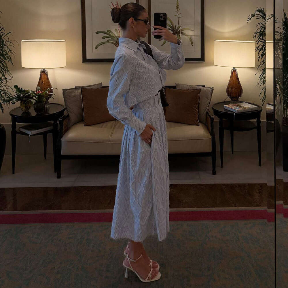 Fashionable Elegant Lapel Sleeve Short Top Adjustable Waist Long Skirt Two-Piece Set For Commuting Women B5